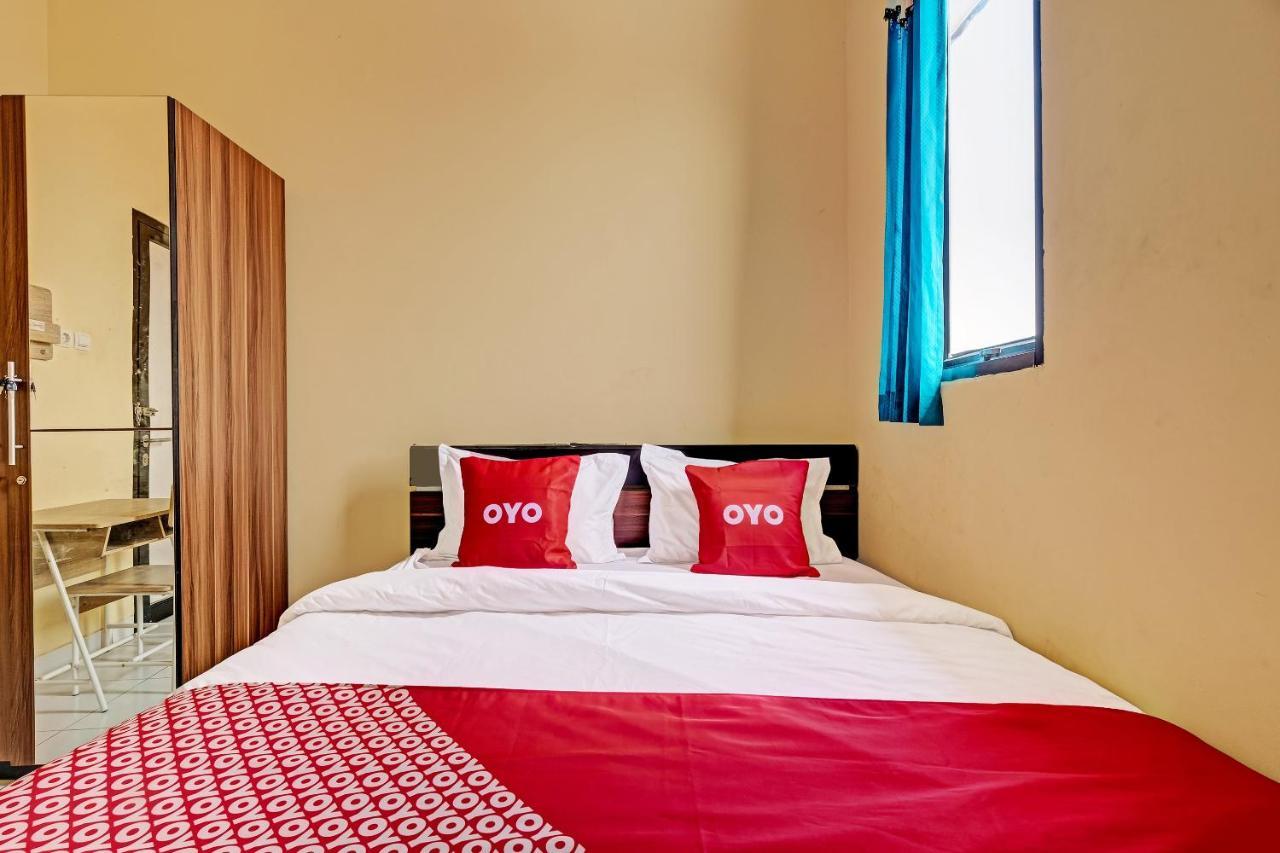 Oyo 91532 Malioboro Guesthouse Yogyakarta Luaran gambar