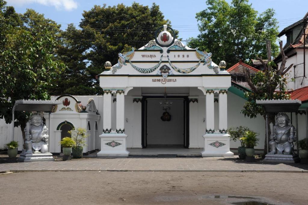Oyo 91532 Malioboro Guesthouse Yogyakarta Luaran gambar